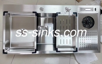 การทํางานทําด้วยมือ Double Sink sus304 กับเครื่องล้างแก้ว กับกระป๋องระบายน้ํา
