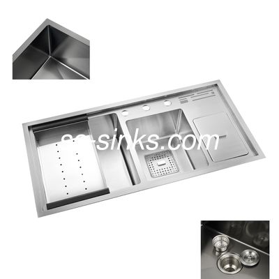 ซิงค์ครัวมือทําด้วยกระดานระบายน้ํา