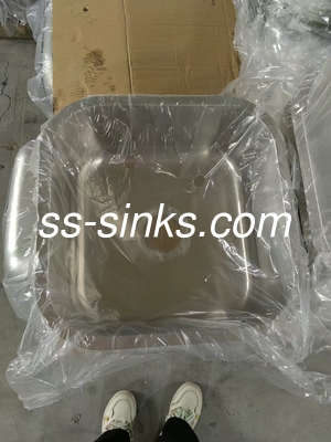 41*41cm สี่เหลี่ยมเหล็กไร้สแตนเลส Single Bowl Sink Undermount